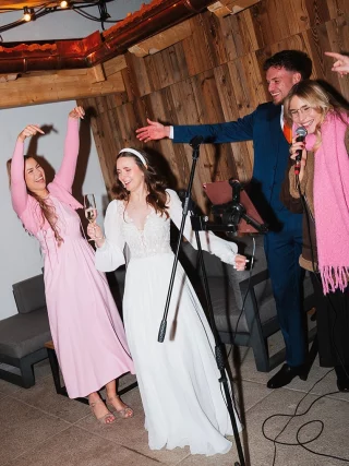 Instagram post from vocalsbysandra. This post is in position 4.